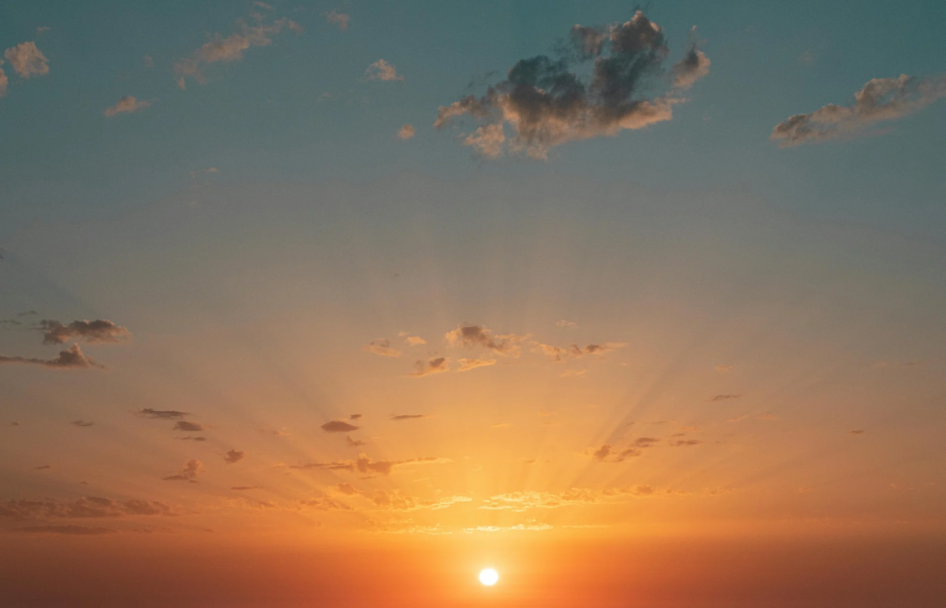 Dani postaju sve duži, evo kada sunce zalazi